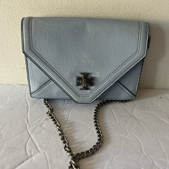 TORY BURCH KIRA LEATHER ENVELOPE CLUTCH POWDER BLUE - Picture 1 of 5